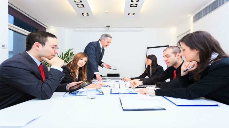 Why Customized Sales Training is Better than Off-the-Shelf Options