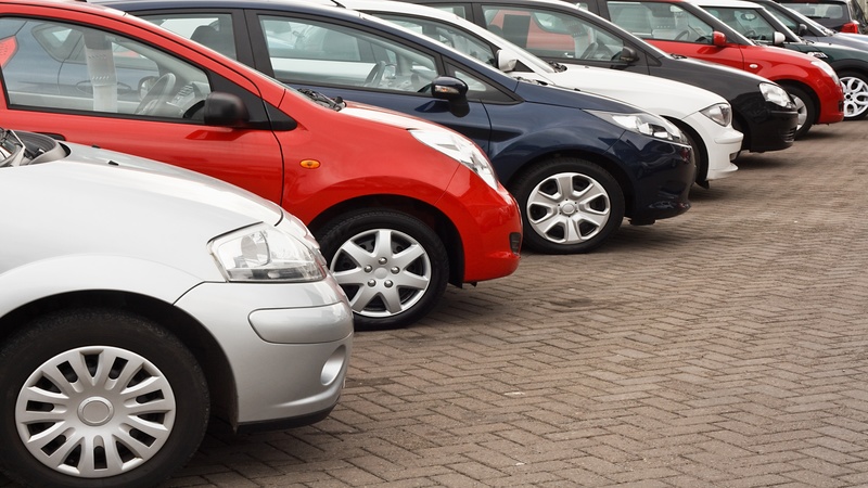 Should You Talk to Car Dealerships in Philadelphia About a Loan?