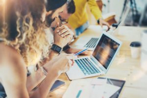 What Are the Main Traits of Top Motivational Speakers?