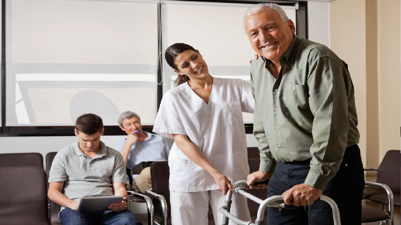Retaining Experienced Assisted Living Nursing in Minneapolis
