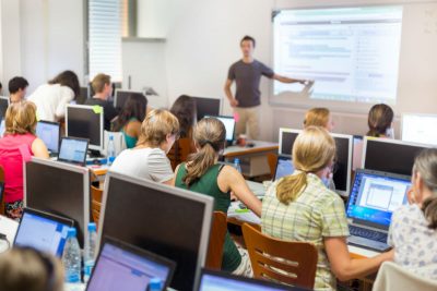 The Benefits of an Online Sales Training Class