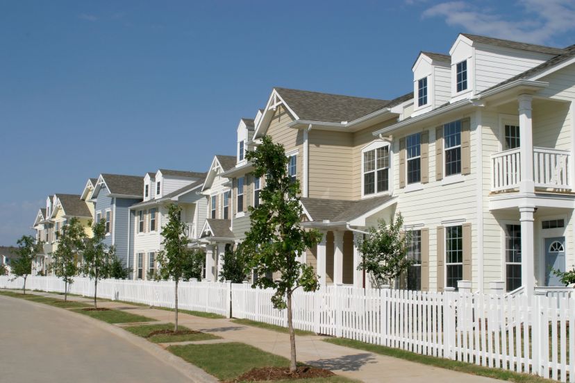 Top 5 Factors to Consider When Choosing a Siding Contractor