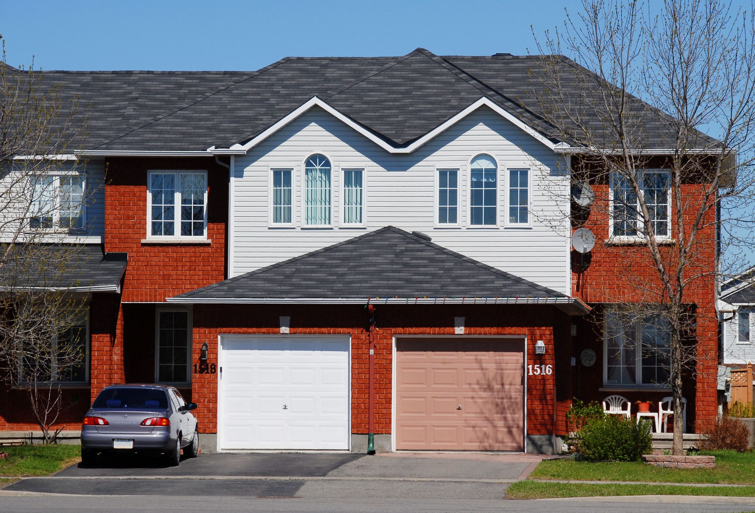 Achieving a Seamless Blend of Practicality and Aesthetics Through Garage Remodeling in Minneapolis